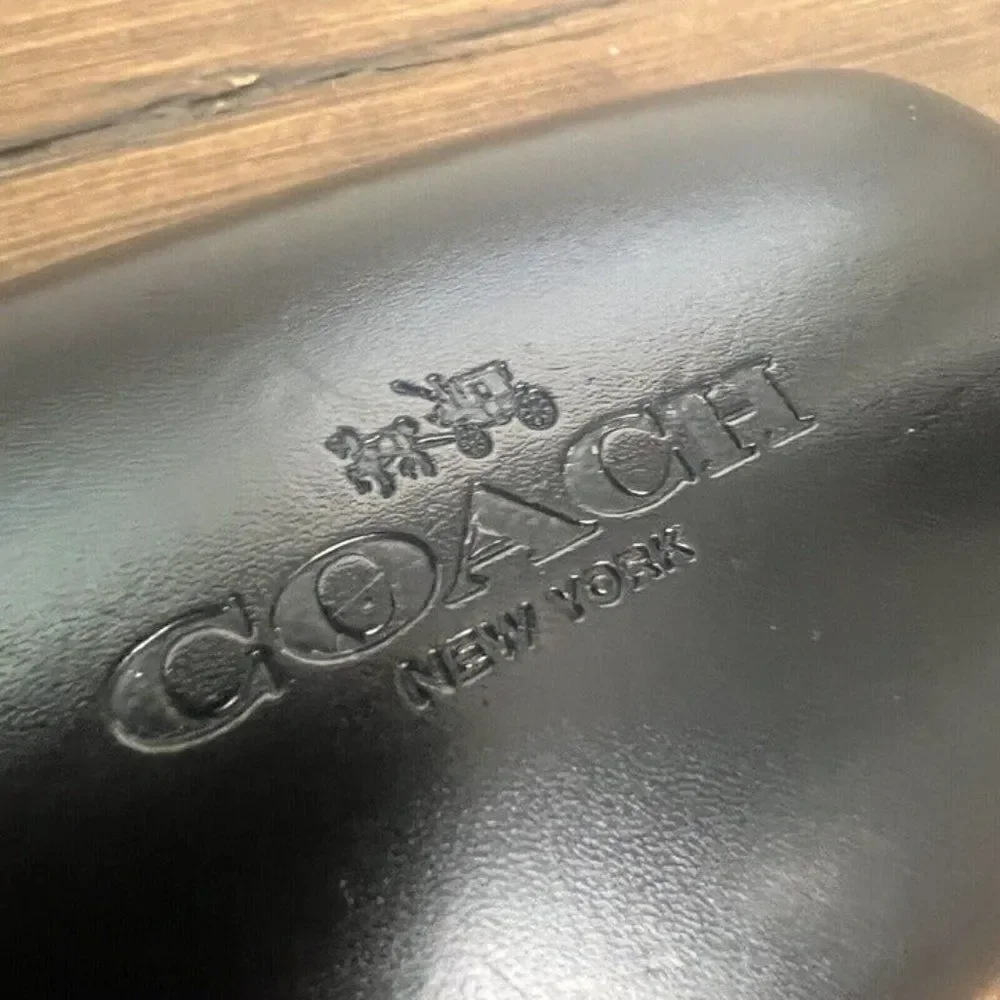 Coach New York Black Leather Hard Clamshell EyeGlass Case Holder Sunglasses